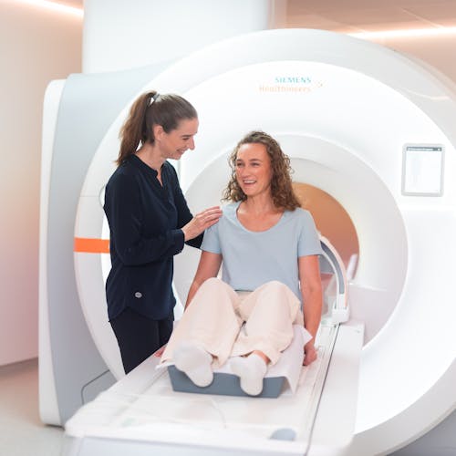 MRI-scan Bovenste deel wervelkolom (cervicale wervels)