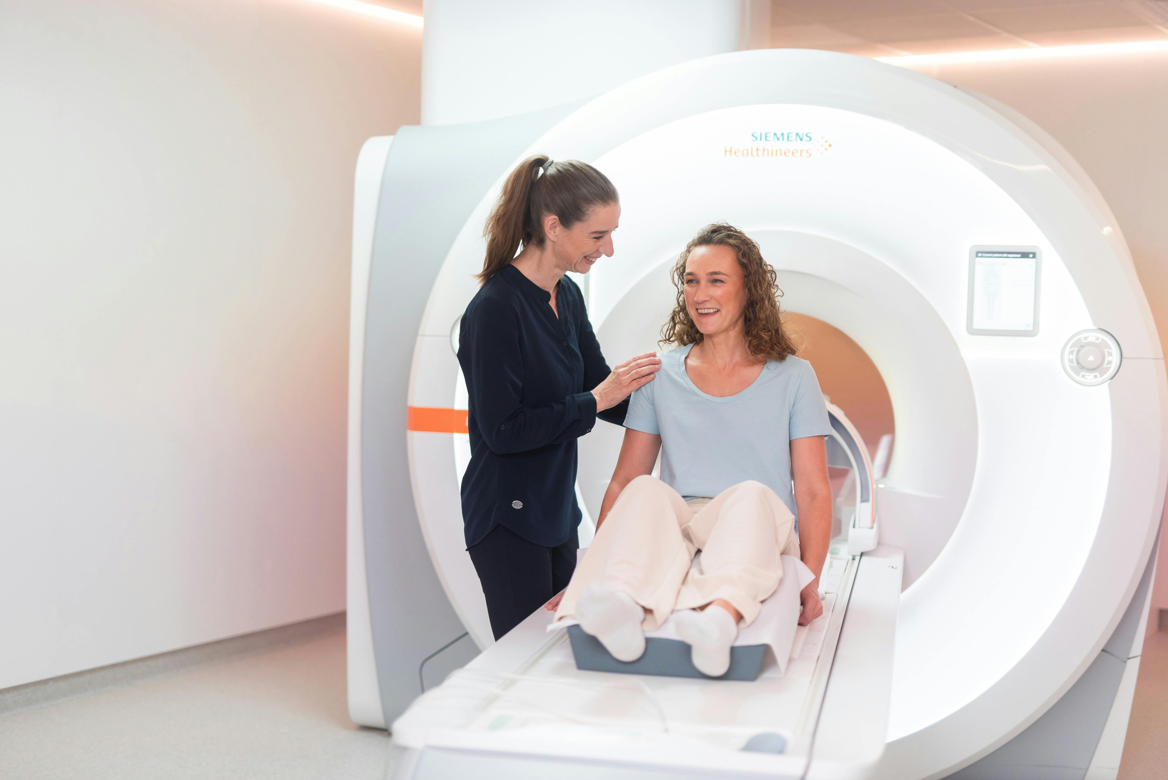 MRI-scan Bovenste deel wervelkolom (cervicale wervels)